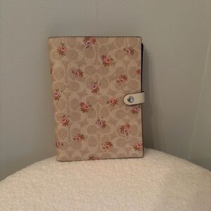Coach Notebook In Signature Canvas With Floral Print